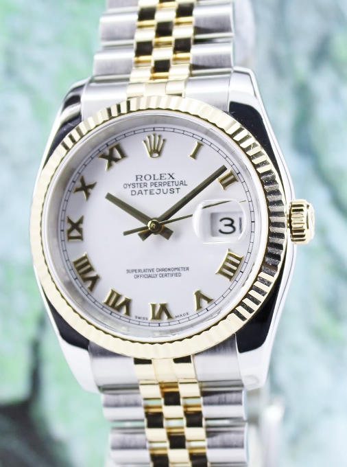 (image for) A ROLEX MEN SIZE DATEJUST OYSTER PERPETUAL / 116233